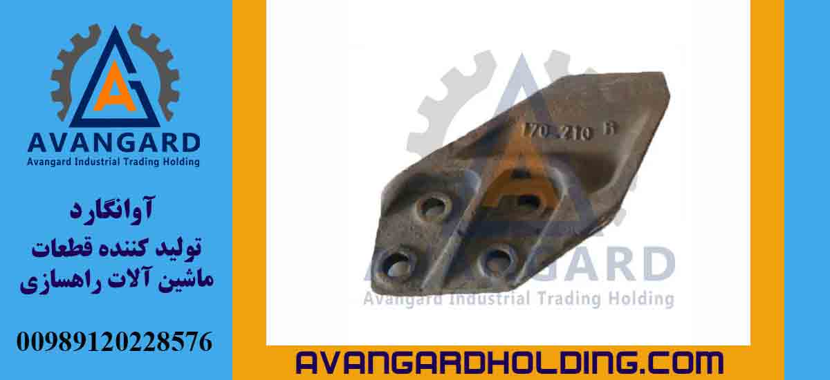 Правый угол ковша Hyundai 210-170